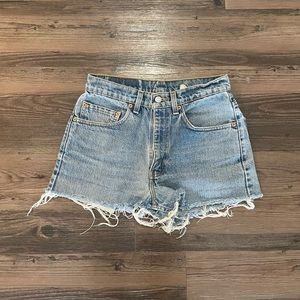 Vintage Levi’s 90s High Waisted Distressed Shorts